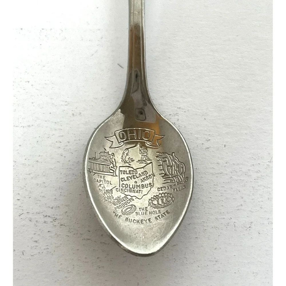 Rock & Roll Hall‎ of Fame Collectible Souvenir Spoon Cleveland Ohio Dangle Charm